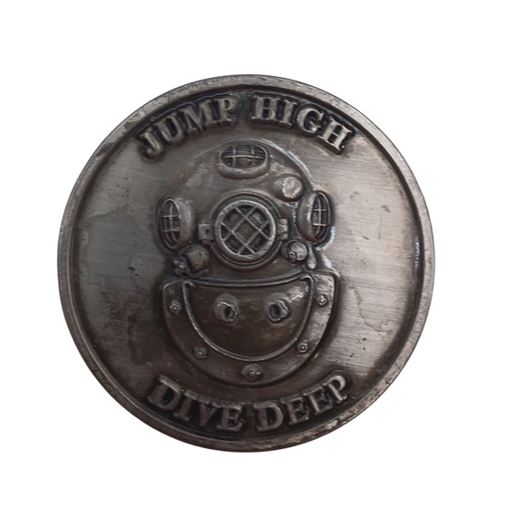 Naval Special Warfare DEVGRU SEAL Team 6 Navy Diver Jump High Challenge Coin - Picture 2 of 9